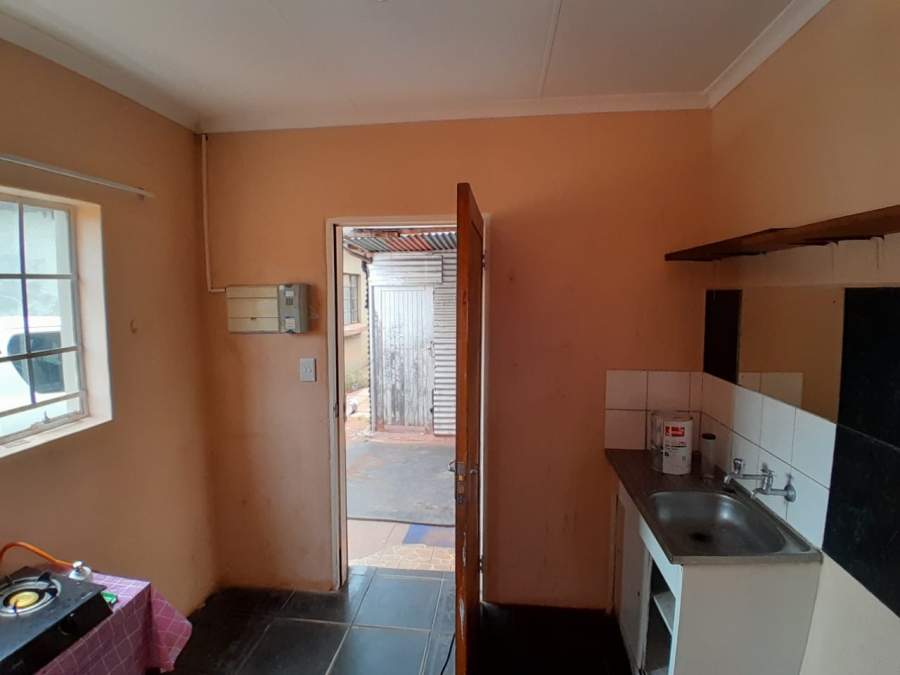 To Let 2 Bedroom Property for Rent in Kathu Northern Cape